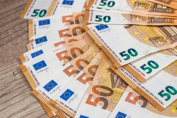 50 yeni euro banknot tasarımı için arka plan olarak