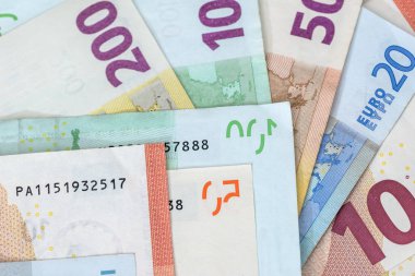 Avro faturaları arka planda