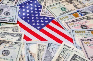 Amerikan doları ve bayrağı