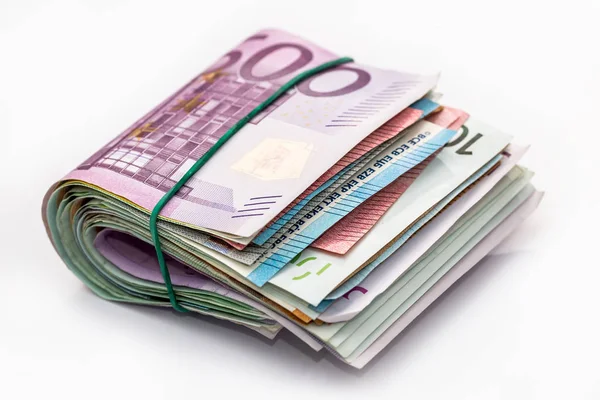 Wit Geïsoleerde Eurobankbiljetten Bundel — Stockfoto