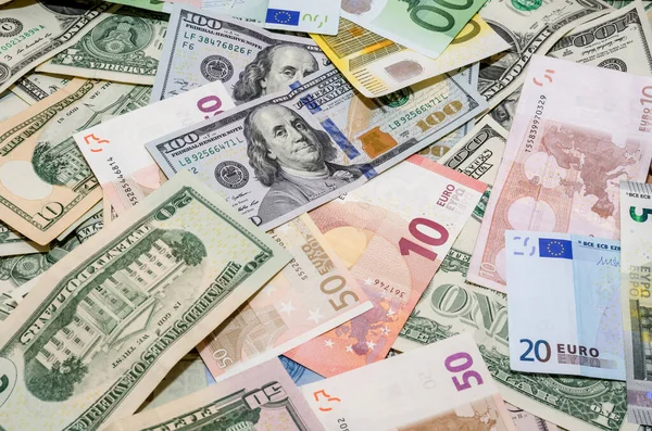 Hromadu Dvou Předních Měn Nás Dolaru Oproti Euru Jako Pozadí — Stock fotografie
