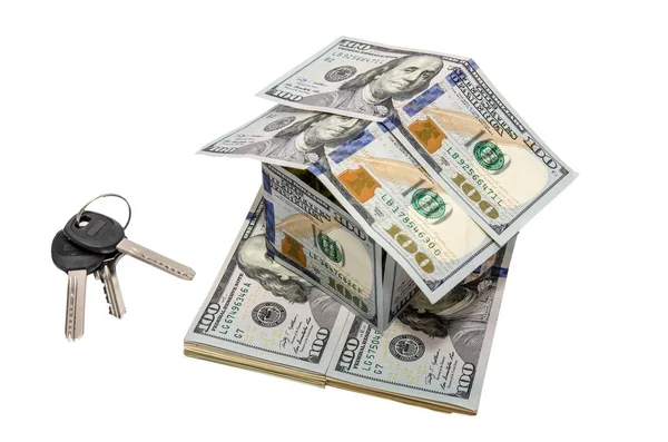 Huis Gemaakt Van Dollarbiljetten Met Sleutel Geïsoleerd Witte Achtergrond — Stockfoto