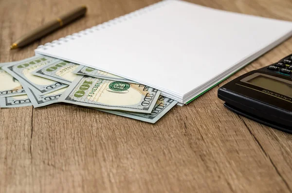 Set Taschenrechner Notizblock Mit Stift Und Uns Dollar — Stockfoto