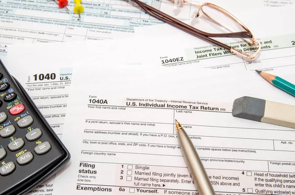 美国个人所得税申报表 表格1040 — 图库照片