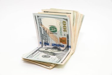 paketi dolar üzerinde beyaz izole