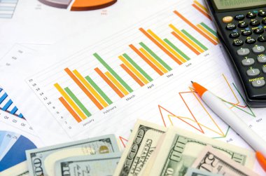 Grafikler ve Hesap Makinesi, Kalem ve Para