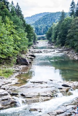 Dağ Nehri Prut, Ukrayna