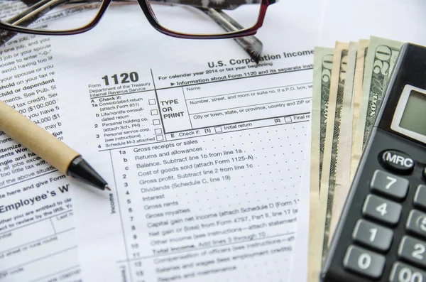 Form 1120 Corporate Tax Return — Stockfoto