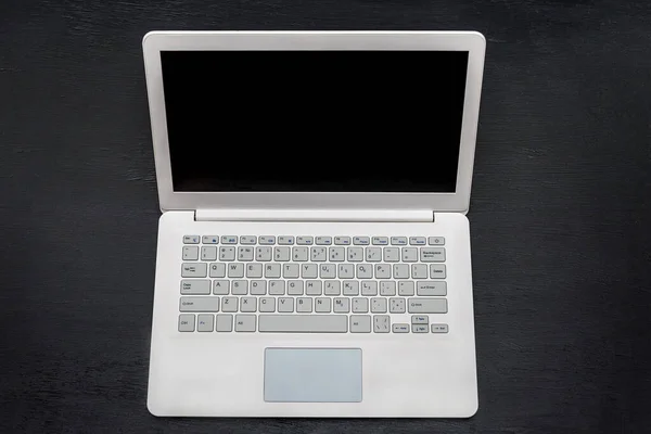 Weißer Laptop Isoliert Auf Schwarzer Ansicht Von Oben — Stockfoto