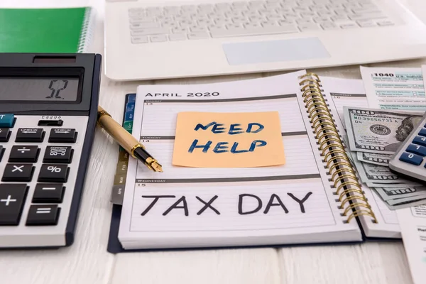 Open Diary 15Th April Tax Day — Stock Photo, Image