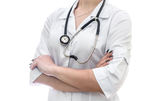 Médico Posando Com Mãos Cruzadas Isolado Branco — Fotografia de Stock