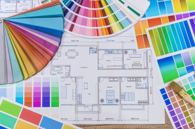 Ahşap ev modelini plan ve renk örnekleriyle kapat