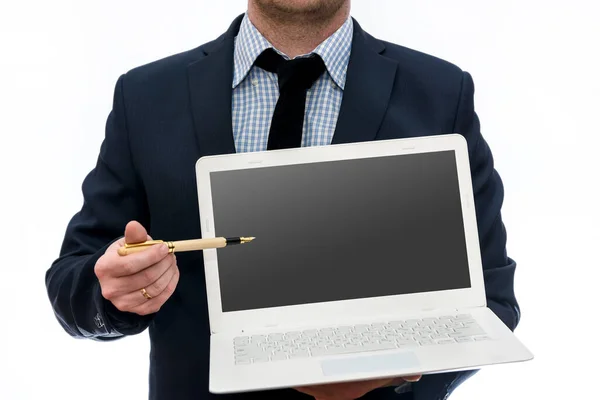 Mężczyzna Garniturze Trzyma Laptopa Białym Tle — Zdjęcie stockowe