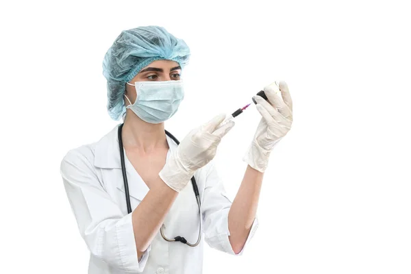 Arzt Füllt Spritze Mit Medikamenten Aus Ampulle Isoliert Auf Weiß — Stockfoto