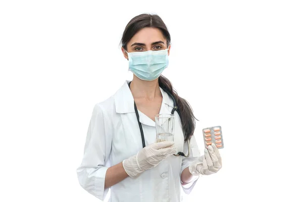 Lekarz Trzymający Tabletki Blistrze Szklance Wody — Zdjęcie stockowe