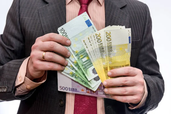 Manliga Händer Som Erbjuder Eurosedlar Närbild — Stockfoto