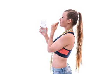 Kadın hapları beyazdan alıyor. Diyet kavramı