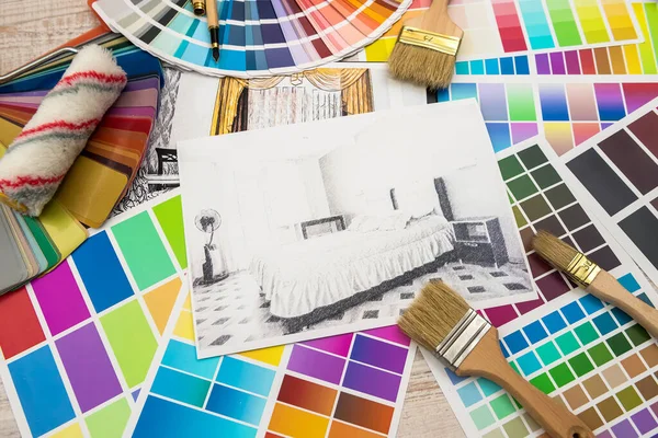 Architetto Lavoro Disegno Schizzi Planimetrie Con Tavolozza Dei Colori Aiuto — Foto Stock