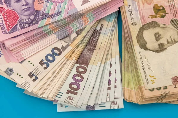 Oekraïense Hryvnia Geld Nieuwe Rekeningen 1000 500 Geïsoleerd Blauw Een — Stockfoto
