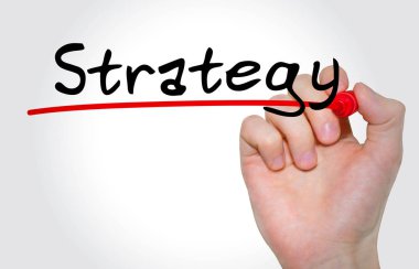 Yazıt strateji işaretleyici ile yazma el kavramı