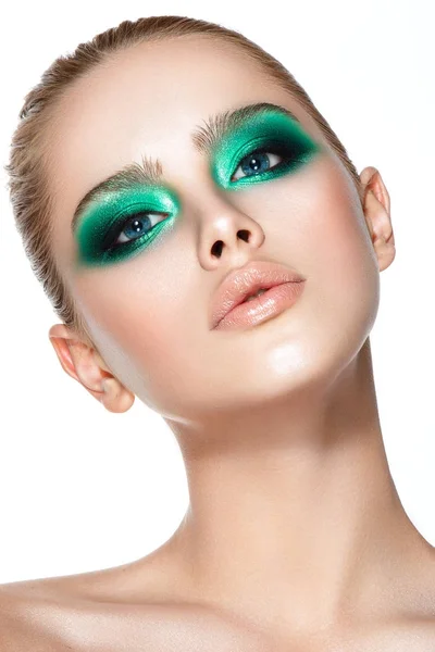 Vrouw met groene eyeshadows — Stockfoto