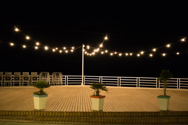 Night empty cafe or restaurant scene — Stock Photo, Image