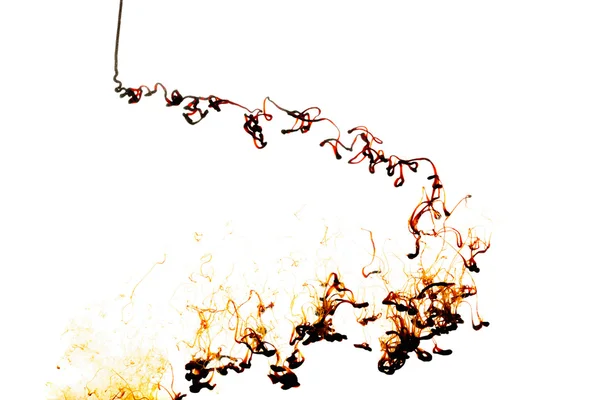 Czekolada, Karmel, przepływające piękne krople na białym tle — Zdjęcie stockowe