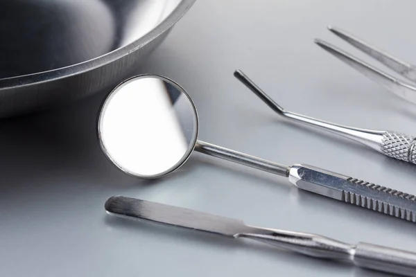 Dental koncepcja zdrowia, narzędzia do egzaminu — Zdjęcie stockowe