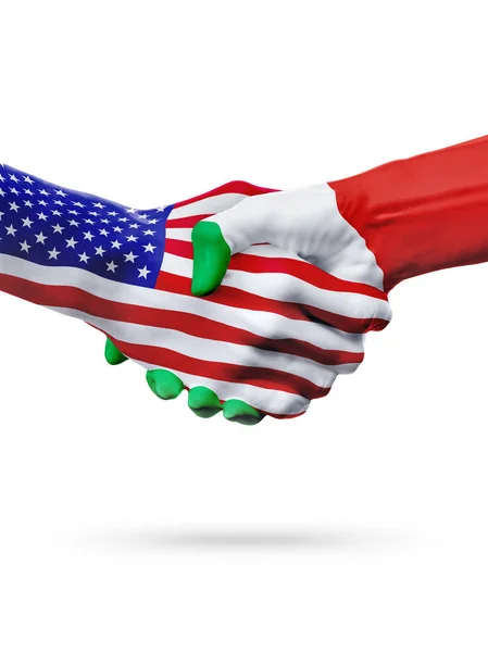 Bandeiras Estados Unidos e Itália países, parceria handshake . — Fotografia de Stock