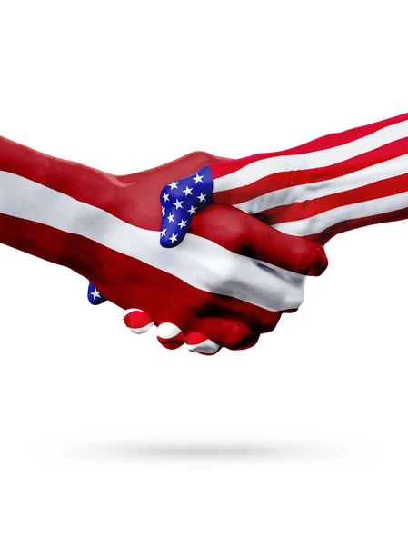 Banderas Letonia y Estados Unidos, apretón de manos sobreimpreso . —  Fotos de Stock