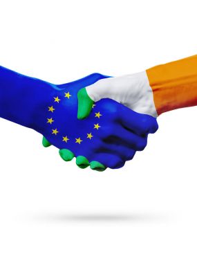Avrupa Birliği, İrlanda ülkeler, ortaklık dostluk el sıkışması kavramı bayraklar.
