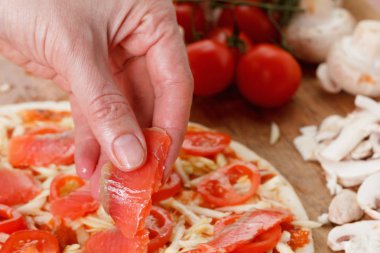 Yemek yemek. Şef Aşçı lezzetli pizza