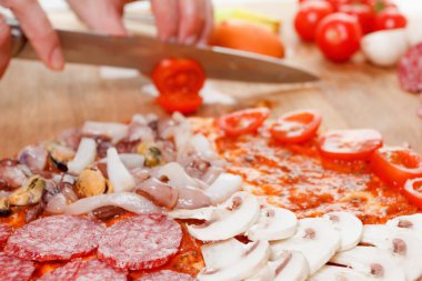 Yemek yemek. Şef Aşçı lezzetli pizza