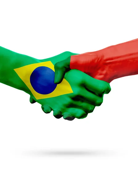 Flaggor Brasilien, Portugal länder, partnerskap vänskap handslag koncept. — Stockfoto