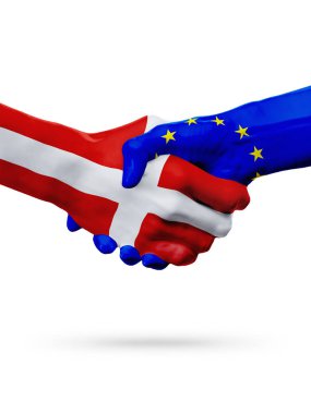 Danimarka, Avrupa Birliği ülkeleri, ortaklık dostluk el sıkışması kavramı bayraklar.