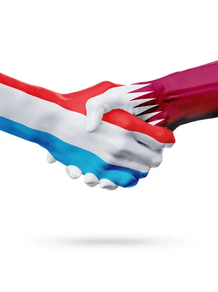 Flaggen Luxemburg, Katar Länder, Partnerschaft Freundschaft Handschlag Konzept. — Stockfoto