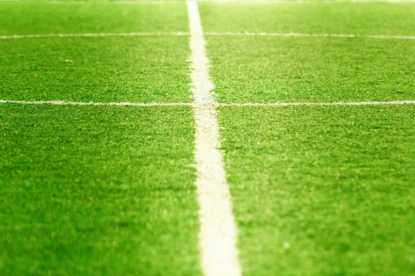 Fußballplatz, Mitte und Seitenlinie. — Stockfoto