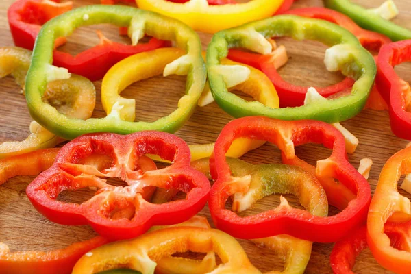 Background of fresh sliced bell peppers — Stock Photo, Image