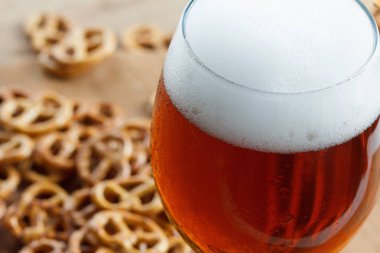 Bira cam Alman kraker ile