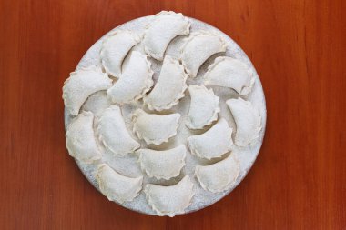 Köfte mantı pişirme