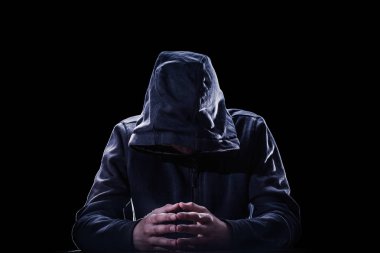 Hacker, fikri mülkiyet hakları kavramı ihlali