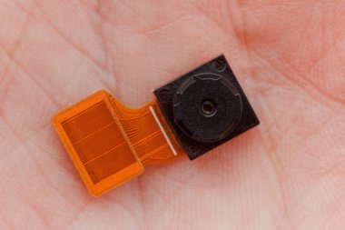 Dijital fotoğraf makinesi lens bölümü