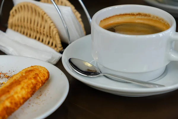 Kaffee im Café. — Stockfoto