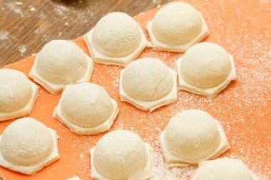 taze ev yapımı mantı