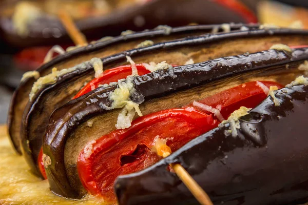 Kabak dolması peynir, domates, biber ile