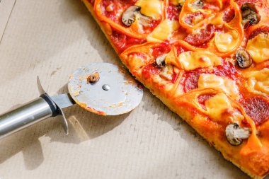 dilim pizza karton pizza kutusu.