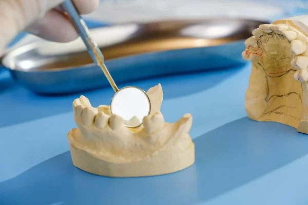 Narzędzia Implantacji Zęba Dentystycznego Sprzętu Dentystycznego Medyczne — Zdjęcie stockowe