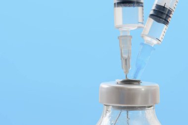 Şişelerde ve şırıngalarda ilaç, aşıya, kanser tedavisine, ağrı tedavisine hazır ve ayrıca yasadışı olarak kullanılabilir.