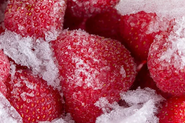 Baya Congelada Fruta Roja Sana Fresa Alimento Blanco —  Fotos de Stock