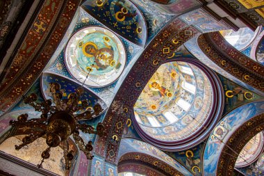 Kafkasya 'daki yeni Athos manastırının içinde..